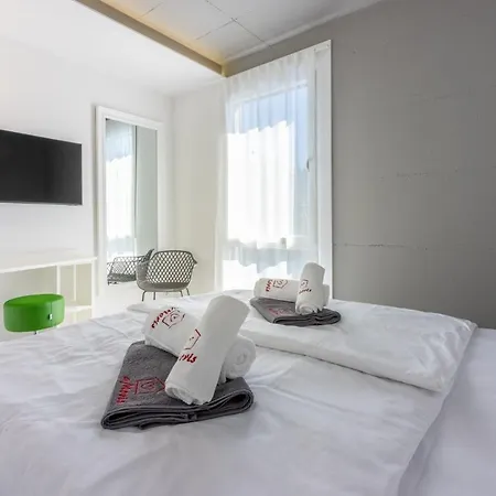 Amoris 6 קריקווניצה